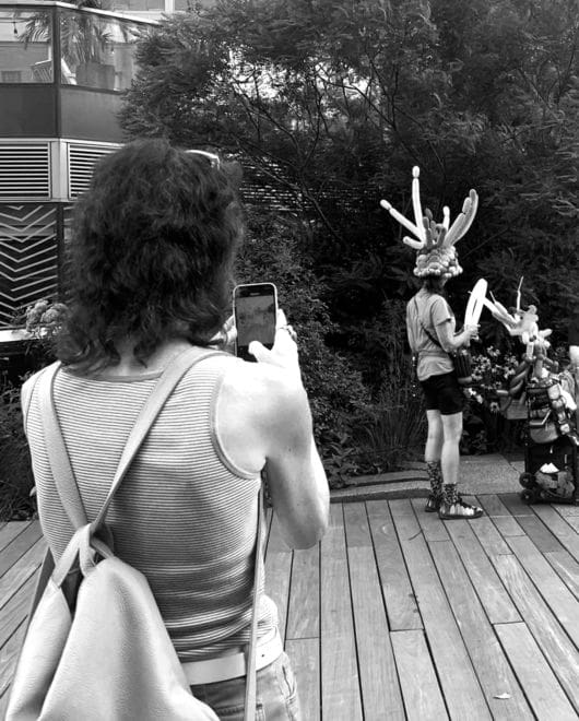 Gannis scanning the balloon lady on the High Line
