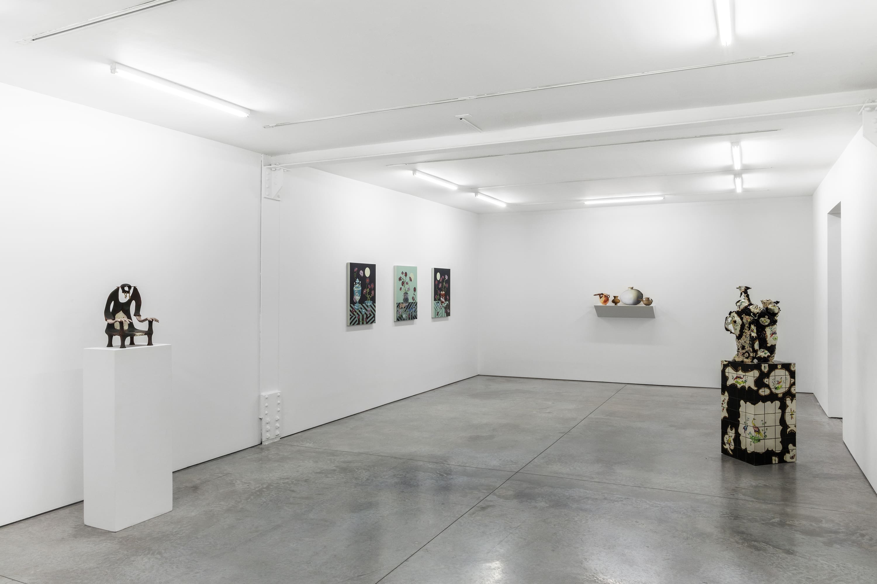 Self (Contained) installed at RYAN LEE, 2024.